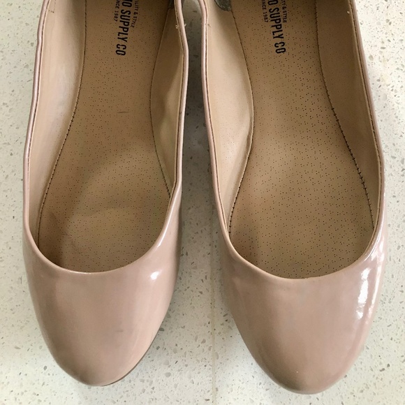 Mossimo Supply Co. Shoes - Mossimo shiny beige ballet flats size 7